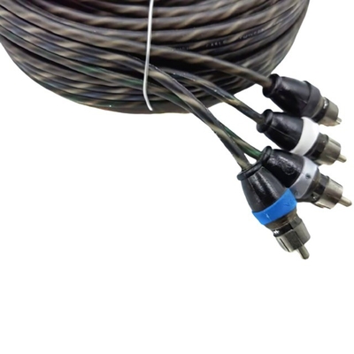 Isolation orange 5,2 mètres 17 pieds câble RCA tordu AV pour l'audio de voiture flexible