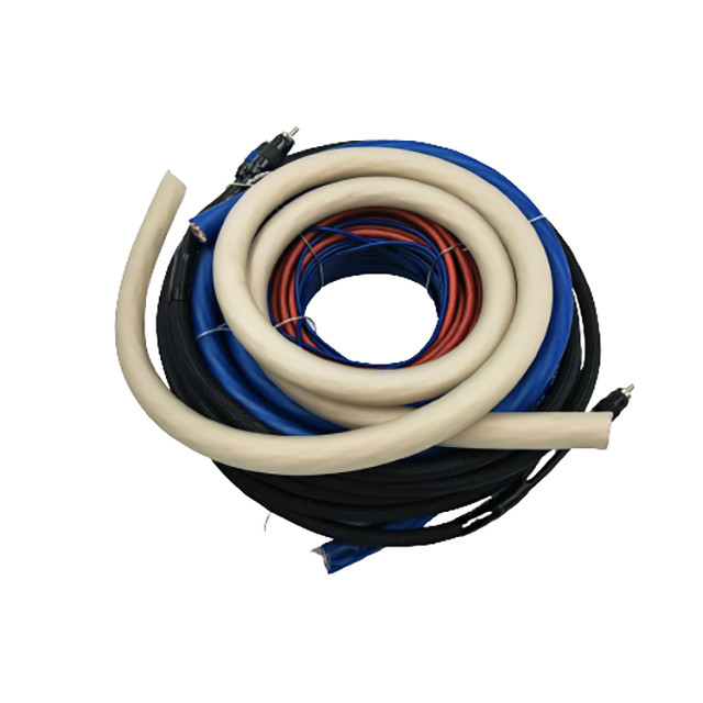 Kit de câblage de l'amplificateur de voiture de 4 gauges pour l'installation aérienne et les performances
